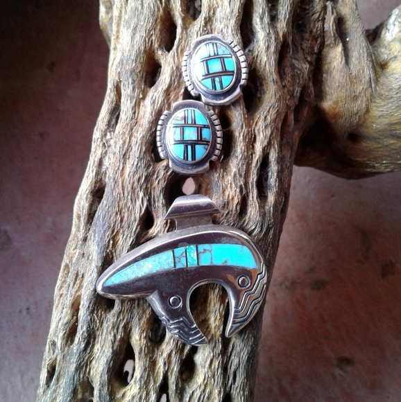 Jewelry - Sterling silver turquoise Bear Fetish Pendant SET
